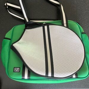 L+W Universal tennis tote